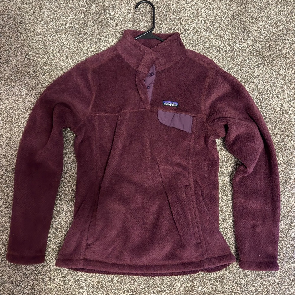 Patagonia Women's Maroon Pullover Fleece Jacket